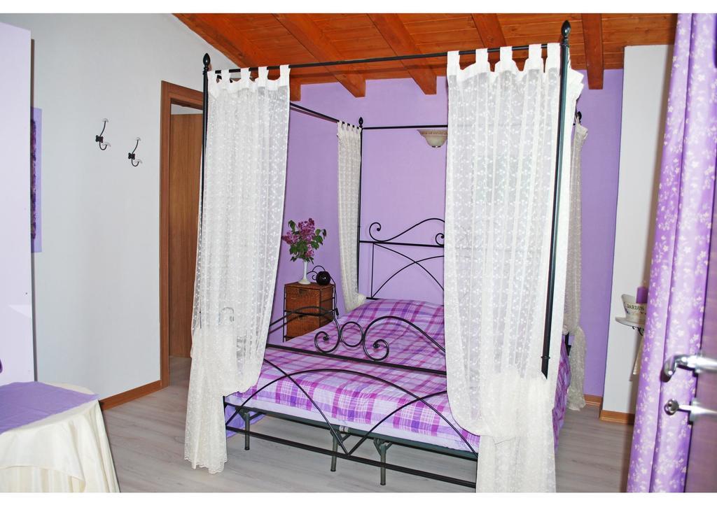 B&B I Viandanti Piancogno Ruang foto